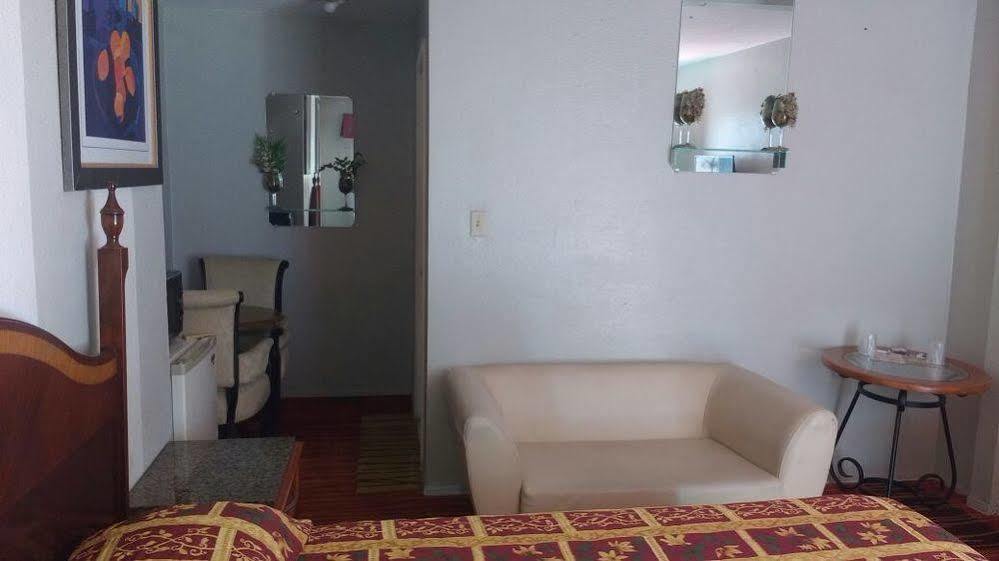 La Petite Rouge Motel San Diego Dış mekan fotoğraf