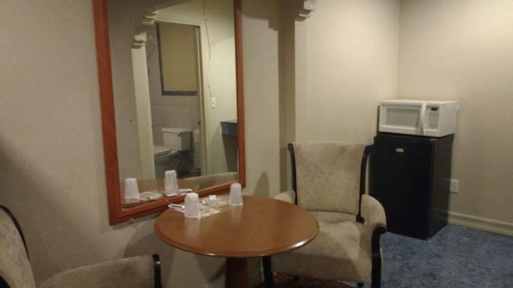 La Petite Rouge Motel San Diego Dış mekan fotoğraf